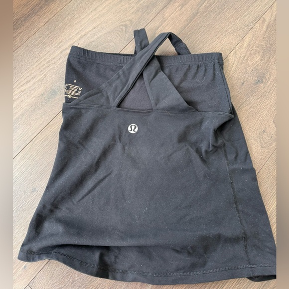 Vintage Lululemon cross back tank with built in bra - Picture 4 of 4